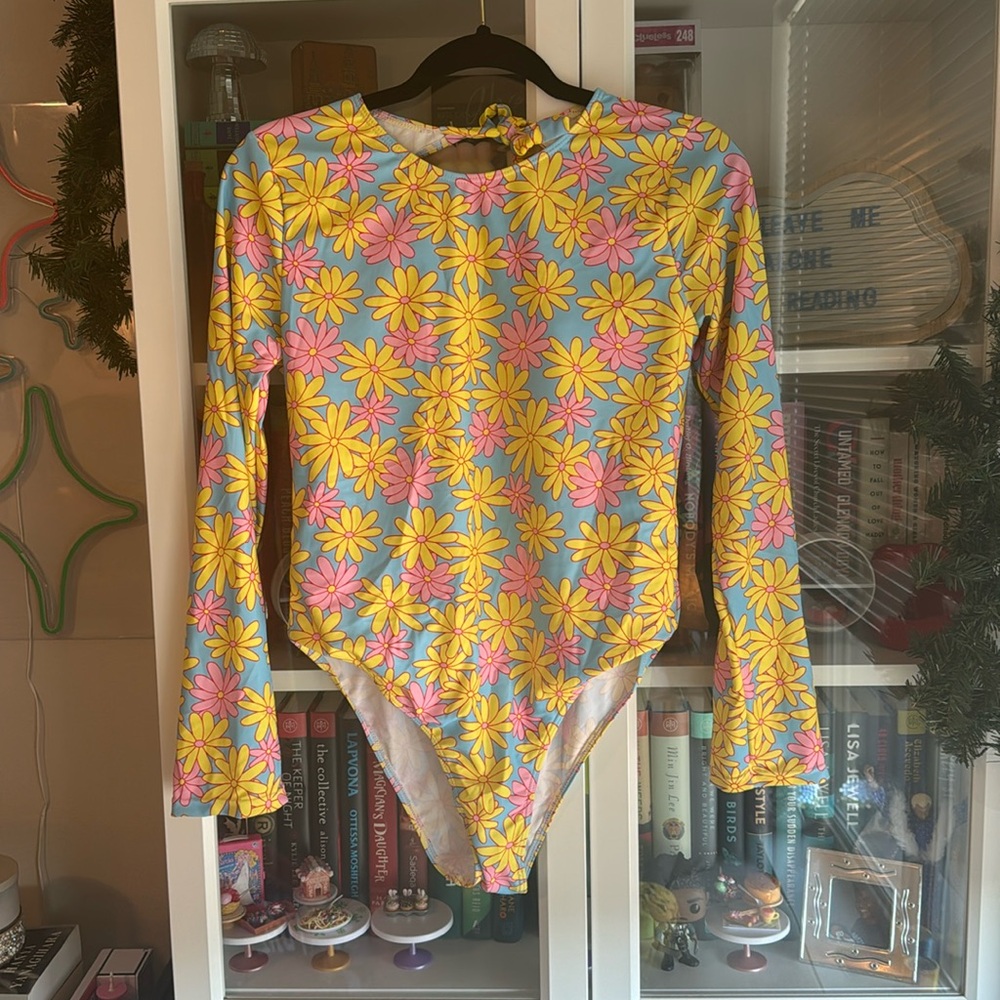 BACKLESS FLORAL SHEIN ONE PIECE BATHING SUIT SIZE XL